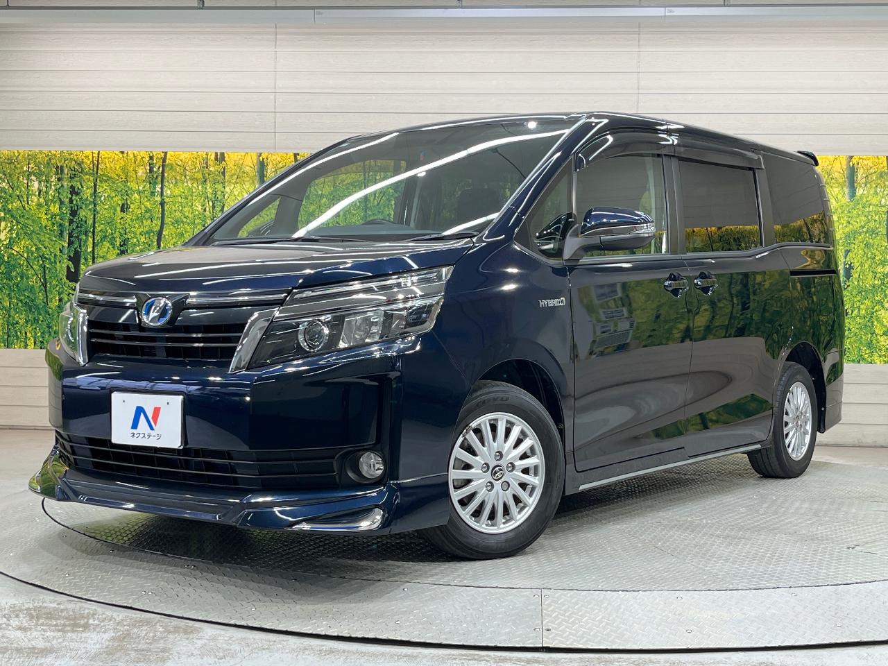 2015 Toyota Voxy DAA-ZWR80G