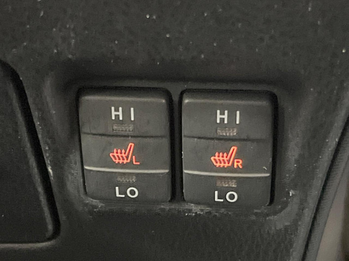 2015 Toyota Voxy DAA-ZWR80G (UW-69f022419412c)[9]