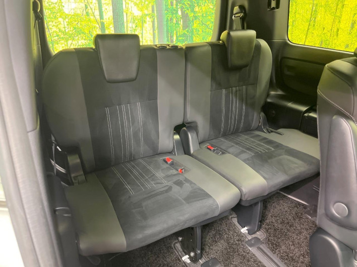 2019 Toyota Esquire DAA-ZWR80G (UW-69f02242ba7e7)[26]