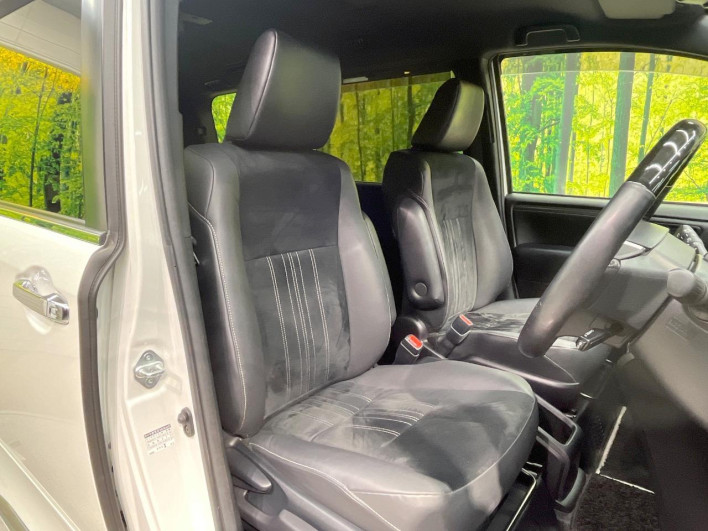 2019 Toyota Esquire DAA-ZWR80G (UW-69f02242ba7e7)[21]