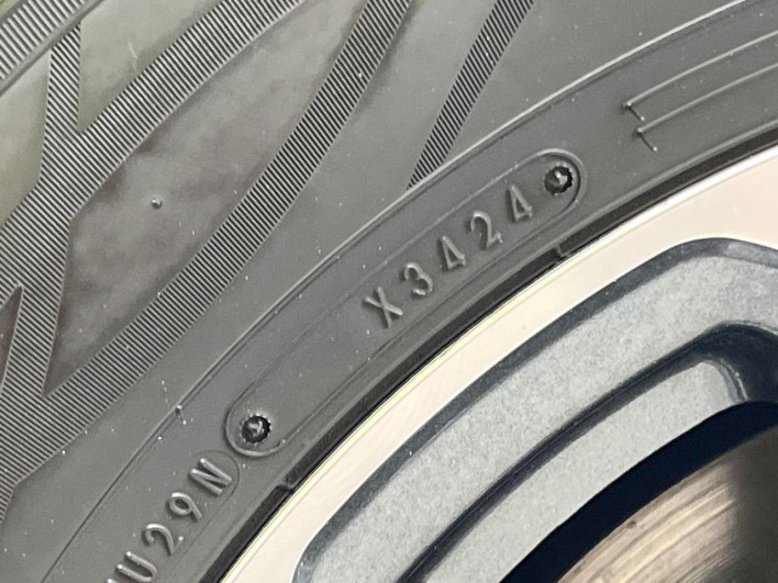 2019 Toyota Esquire DAA-ZWR80G (UW-69f02242ba7e7)[17]