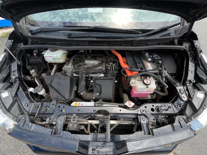 2019 Toyota Voxy DAA-ZWR80W (UW-69f022433ea34)[4]