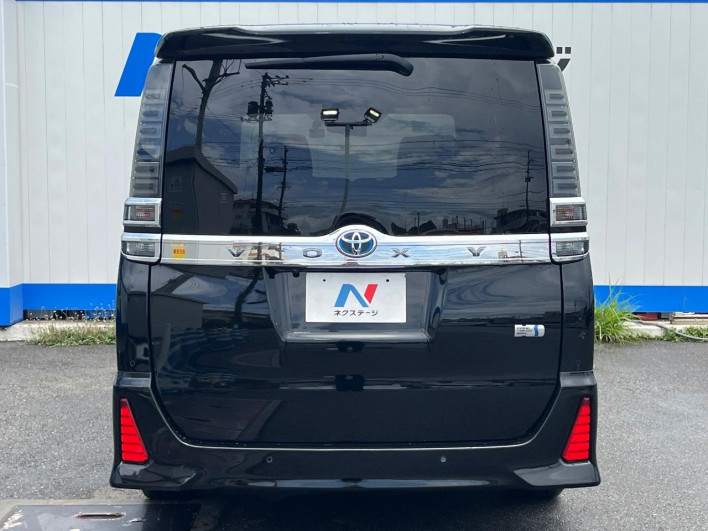 2019 Toyota Voxy DAA-ZWR80W (UW-69f022433ea34)[22]