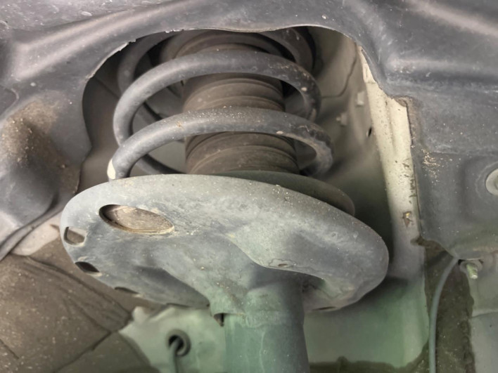 2019 Toyota Voxy DAA-ZWR80W (UW-69f022435c78d)[4]