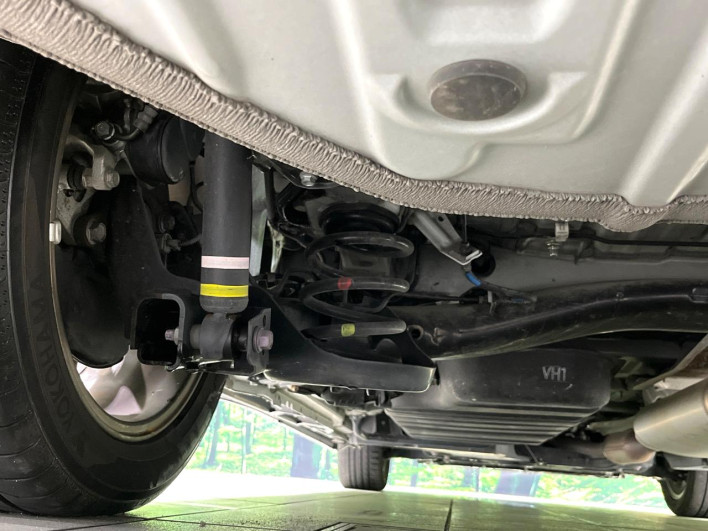 2022 Toyota Voxy 6AA-ZWR90W (UW-69f022439bd27)[28]