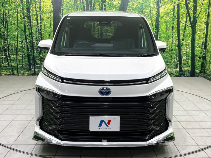 2022 Toyota Voxy 6AA-ZWR90W (UW-69f022439bd27)[5]