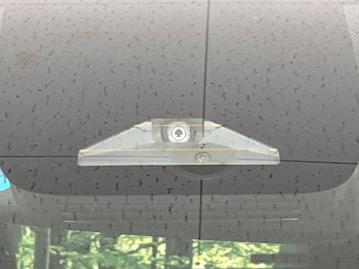 2022 Toyota Voxy 6AA-ZWR90W (UW-69f022439bd27)[15]