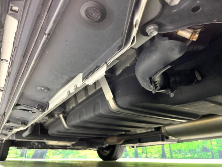 2022 Toyota Voxy 6AA-ZWR90W (UW-69f022439bd27)[29]