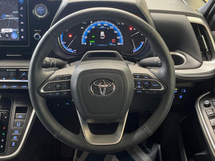 2023 Toyota Voxy 6AA-ZWR90W (UW-69f0224524ca1)[25]