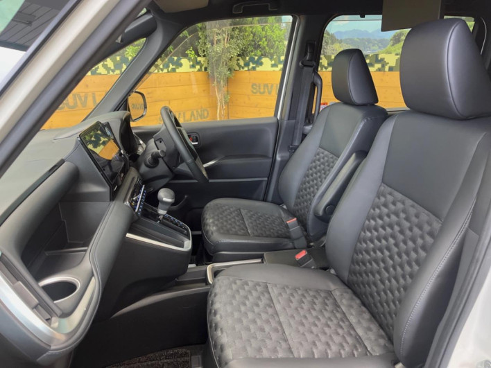 2023 Toyota Voxy 6AA-ZWR90W (UW-69f0224524ca1)[5]