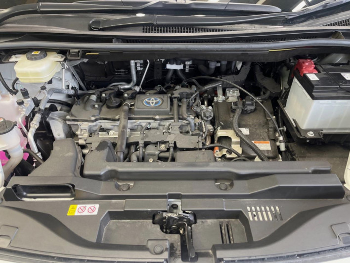 2023 Toyota Voxy 6AA-ZWR90W (UW-69f0224524ca1)[11]