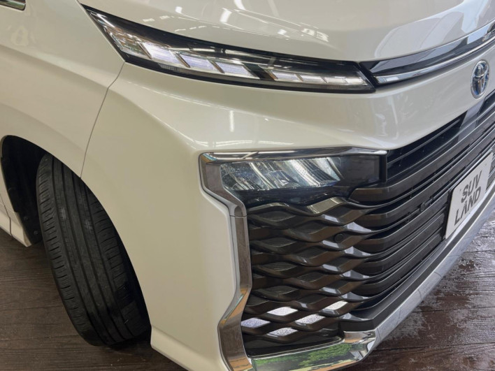 2023 Toyota Voxy 6AA-ZWR90W (UW-69f0224524ca1)[12]
