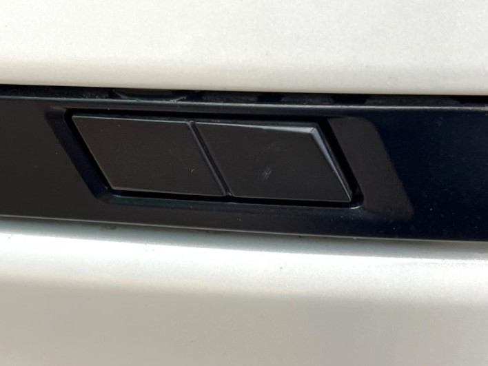 2023 Toyota Noah 6AA-ZWR90W (UW-69f0224578061)[28]