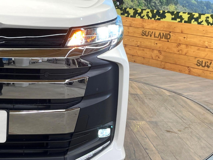 2023 Toyota Noah 6AA-ZWR90W (UW-69f0224578061)[17]