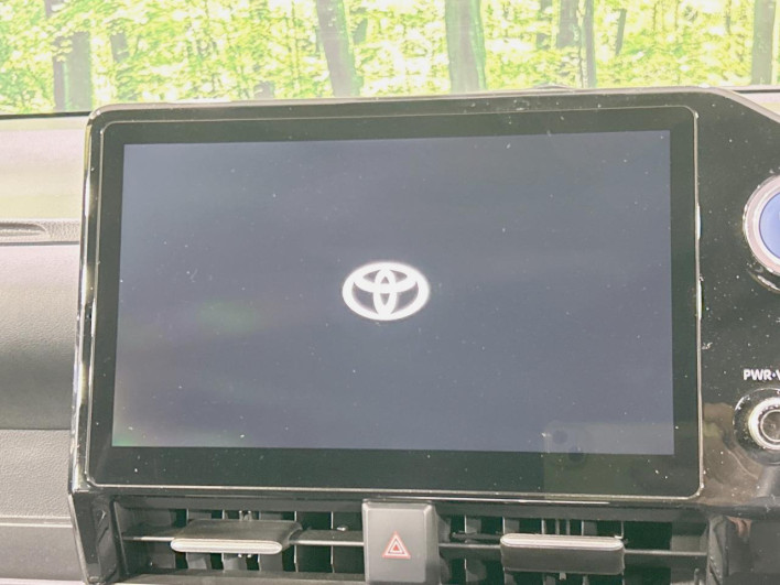 2023 Toyota Noah 6AA-ZWR90W (UW-69f0224599c1f)[26]