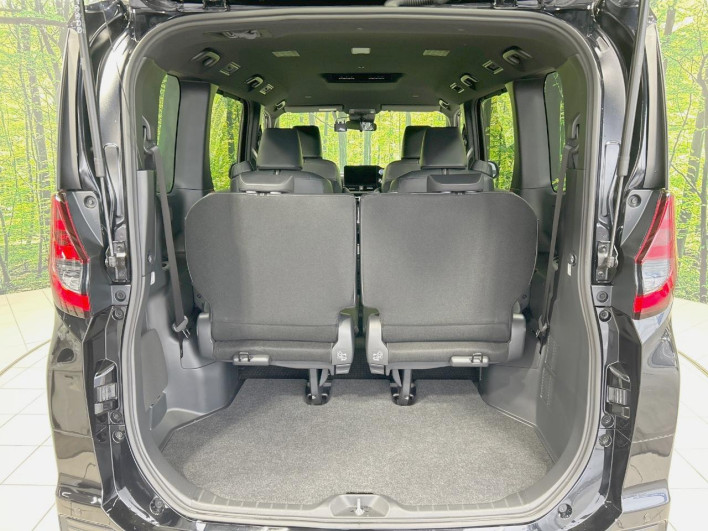 2023 Toyota Noah 6AA-ZWR90W (UW-69f0224599c1f)[12]