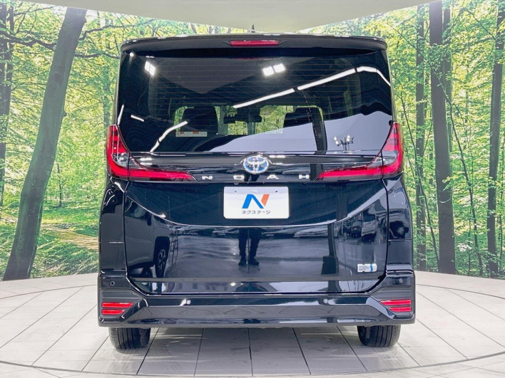 2023 Toyota Noah 6AA-ZWR90W (UW-69f0224599c1f)[9]