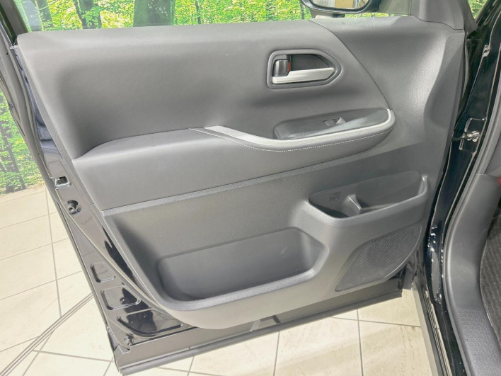 2023 Toyota Noah 6AA-ZWR90W (UW-69f0224599c1f)[17]