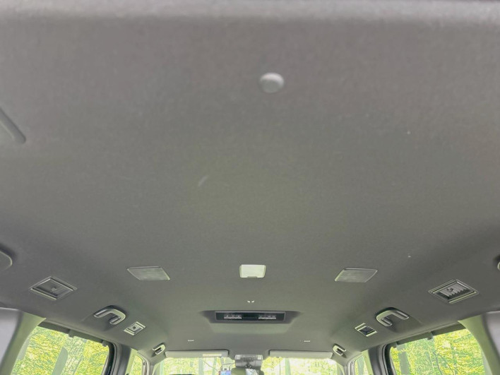 2023 Toyota Noah 6AA-ZWR90W (UW-69f0224599c1f)[16]