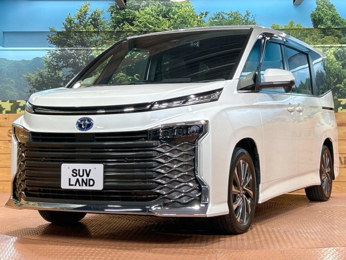 2023 Toyota Voxy 6AA-ZWR90W (UW-69f02245b2b4f)[12]