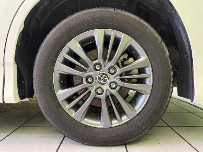 2024 Toyota Voxy 6AA-ZWR90W (UW-69f02246d7fcf)[23]