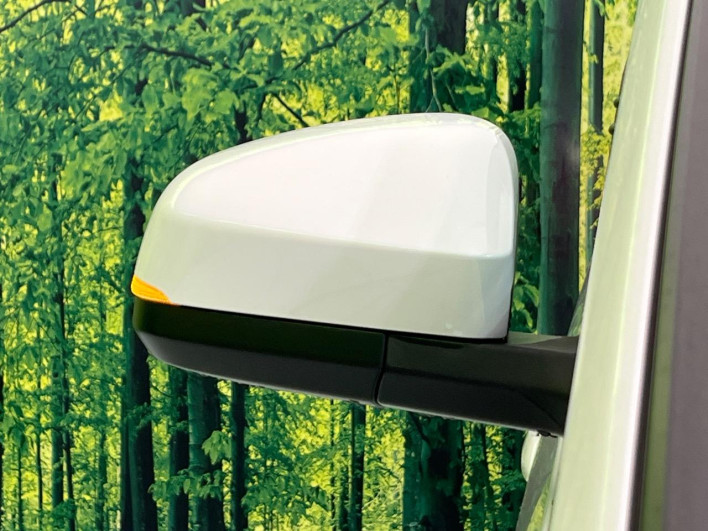 2024 Toyota Voxy 6AA-ZWR90W (UW-69f02246d7fcf)[20]