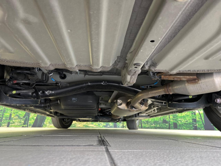 2024 Toyota Voxy 6AA-ZWR90W (UW-69f02247dc4e5)[29]