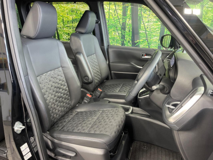 2024 Toyota Voxy 6AA-ZWR90W (UW-69f02247dc4e5)[8]