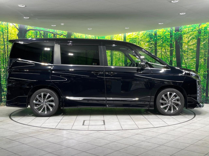 2024 Toyota Voxy 6AA-ZWR90W (UW-69f02247e7177)[19]