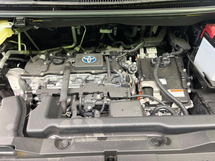 2024 Toyota Voxy 6AA-ZWR90W (UW-69f02247e7177)[4]