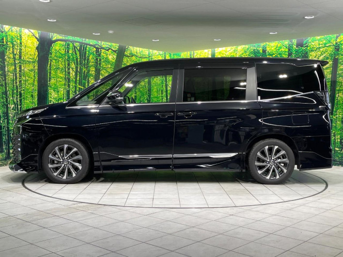 2024 Toyota Voxy 6AA-ZWR90W (UW-69f02247e7177)[8]