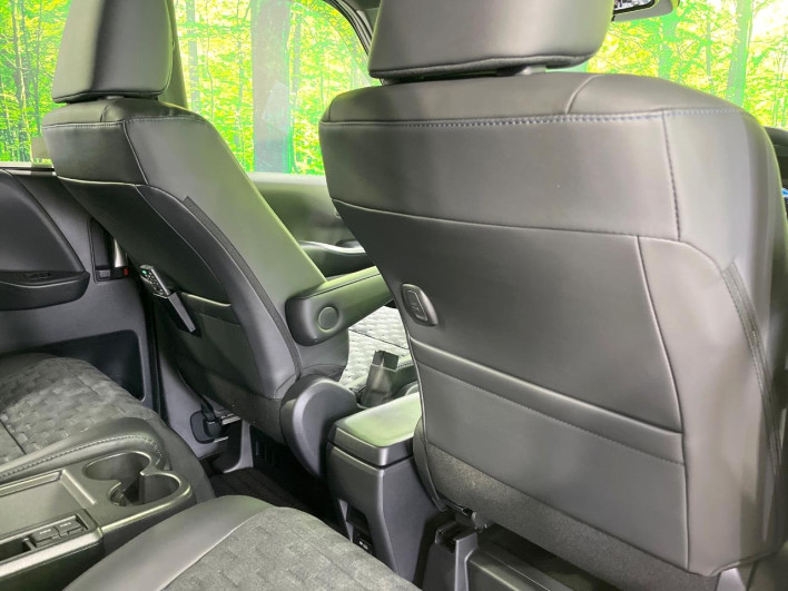 2024 Toyota Voxy 6AA-ZWR90W (UW-69f02247e7177)[15]