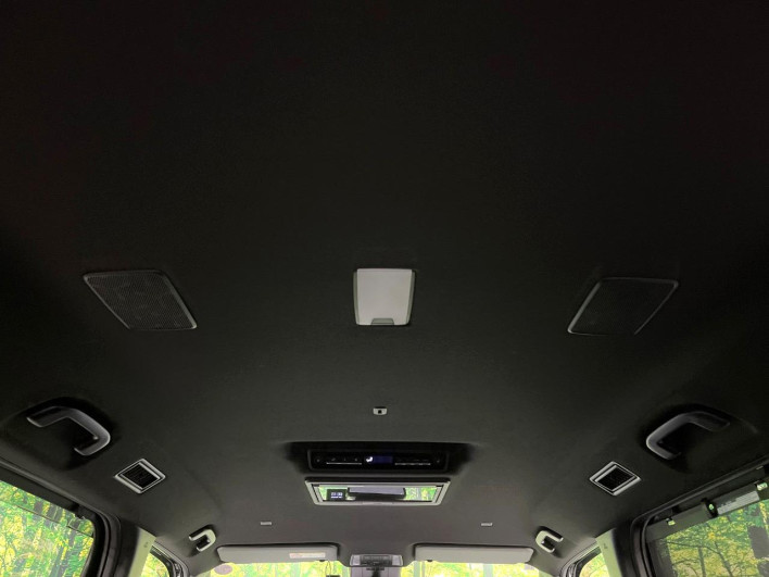 2024 Toyota Voxy 6AA-ZWR90W (UW-69f02247e7177)[14]