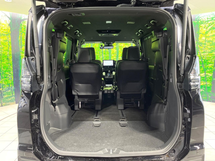 2024 Toyota Voxy 6AA-ZWR90W (UW-69f02247e7177)[12]