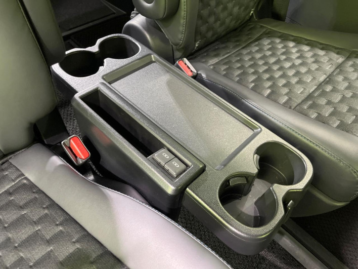 2025 Toyota Voxy 6AA-ZWR90W (UW-69f02248e099e)[22]