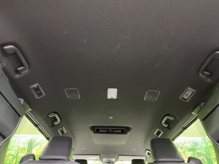 2025 Toyota Voxy 6AA-ZWR90W (UW-69f02248e099e)[20]