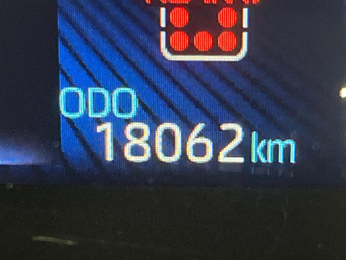 2025 Toyota Voxy 6AA-ZWR90W (UW-69f02248e099e)[2]