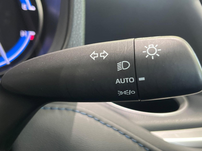 2025 Toyota Voxy 6AA-ZWR90W (UW-69f0224961053)[24]