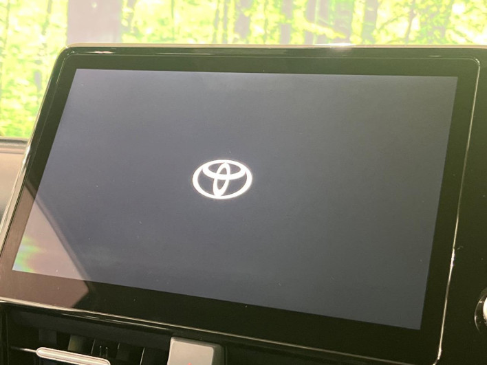 2025 Toyota Voxy 6AA-ZWR90W (UW-69f0224961053)[4]