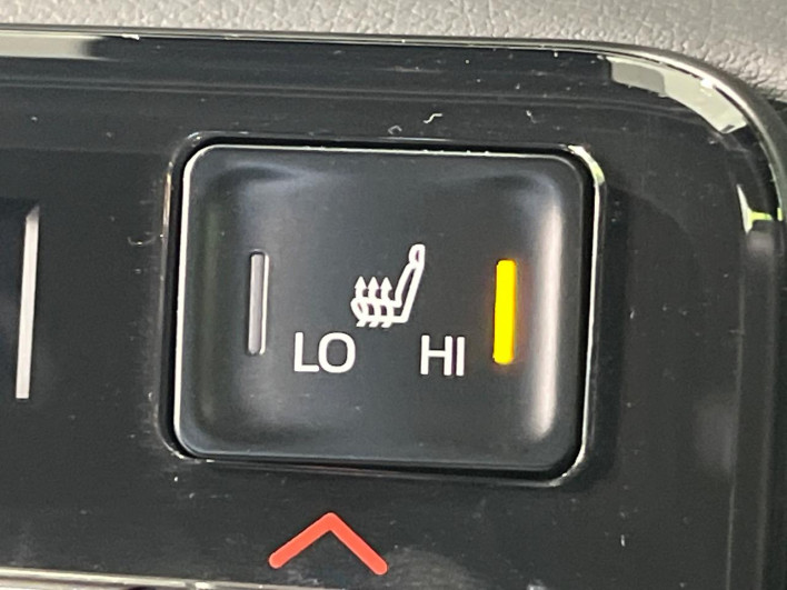 2025 Toyota Voxy 6AA-ZWR90W (UW-69f0224961053)[14]