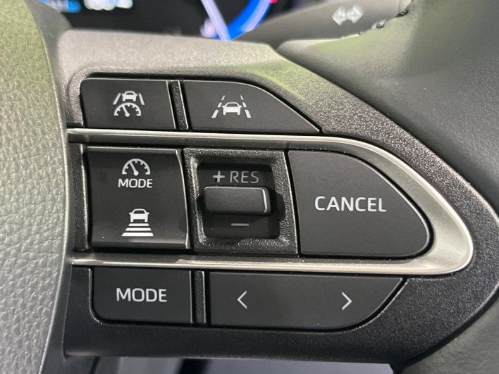 2025 Toyota Voxy 6AA-ZWR90W (UW-69f0224961053)[26]