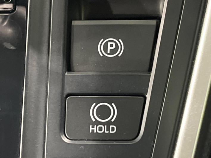 2025 Toyota Voxy 6AA-ZWR90W (UW-69f0224961053)[17]