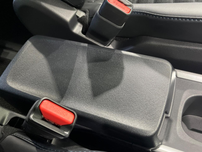 2025 Toyota Voxy 6AA-ZWR90W (UW-69f0224961053)[20]