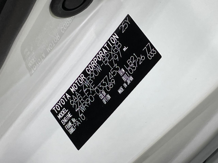 2026 Toyota Voxy 6AA-ZWR90W (UW-69f02249e67e2)[1]