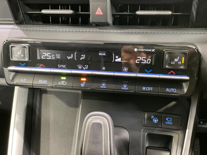 2026 Toyota Voxy 6AA-ZWR90W (UW-69f02249e67e2)[12]