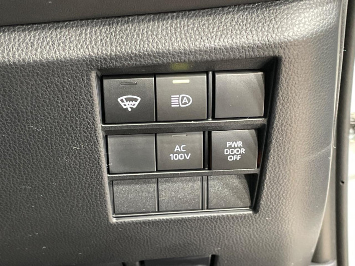 2026 Toyota Voxy 6AA-ZWR90W (UW-69f02249e67e2)[17]