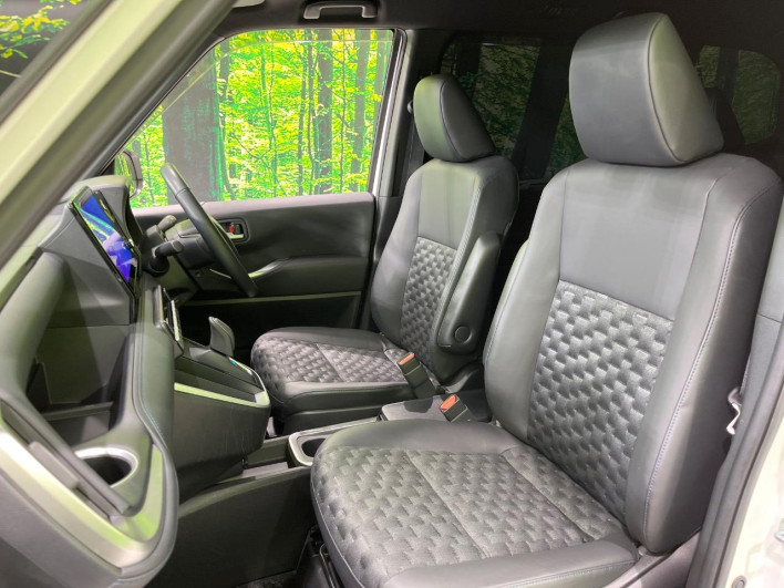 2024 Toyota Voxy 6AA-ZWR95W (UW-69f0224ad6d62)[11]