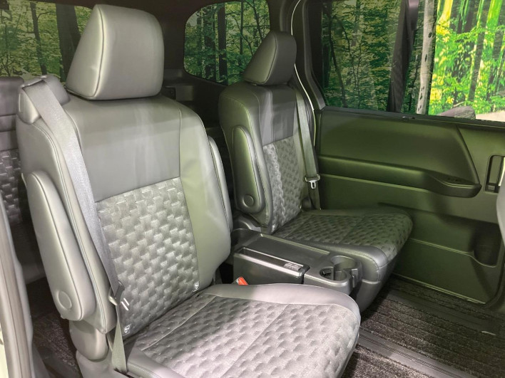 2024 Toyota Voxy 6AA-ZWR95W (UW-69f0224ad6d62)[7]