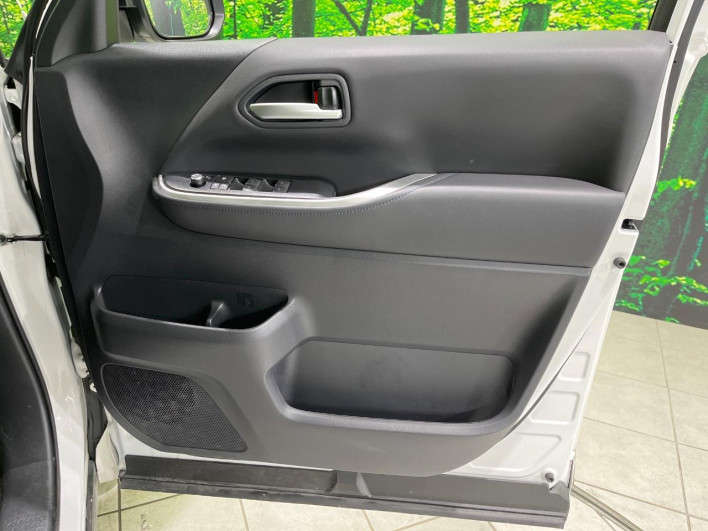 2024 Toyota Voxy 6AA-ZWR95W (UW-69f0224ad6d62)[14]