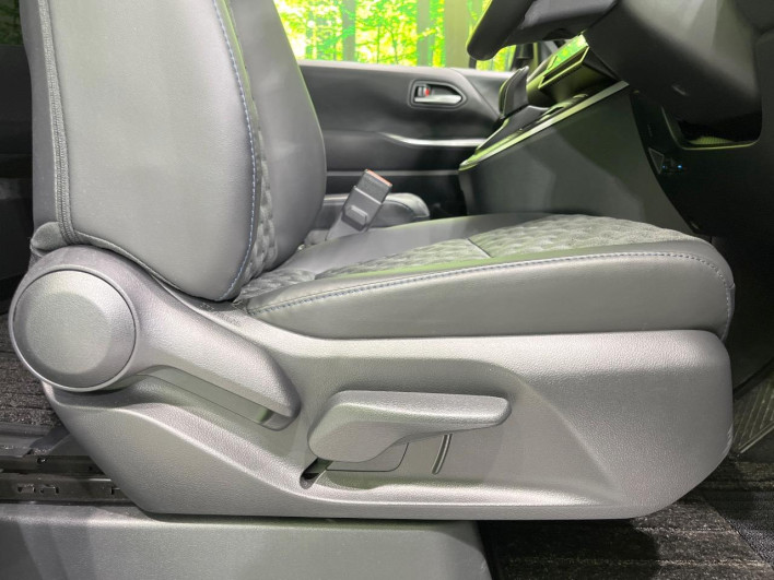 2024 Toyota Voxy 6AA-ZWR95W (UW-69f0224ad6d62)[12]